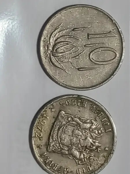 1975 10 cent coins: Dual sides of obverse + reverse shown